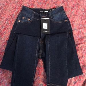 Dark Wash FashionNova Skinny Jeans NEVER WORN